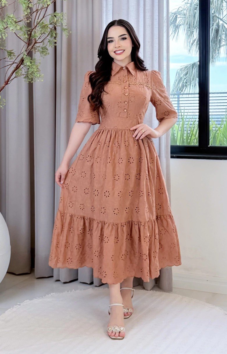 Vestido Luane em lese 100% algodão bordado, forrado - P ao GG - Imagem 2